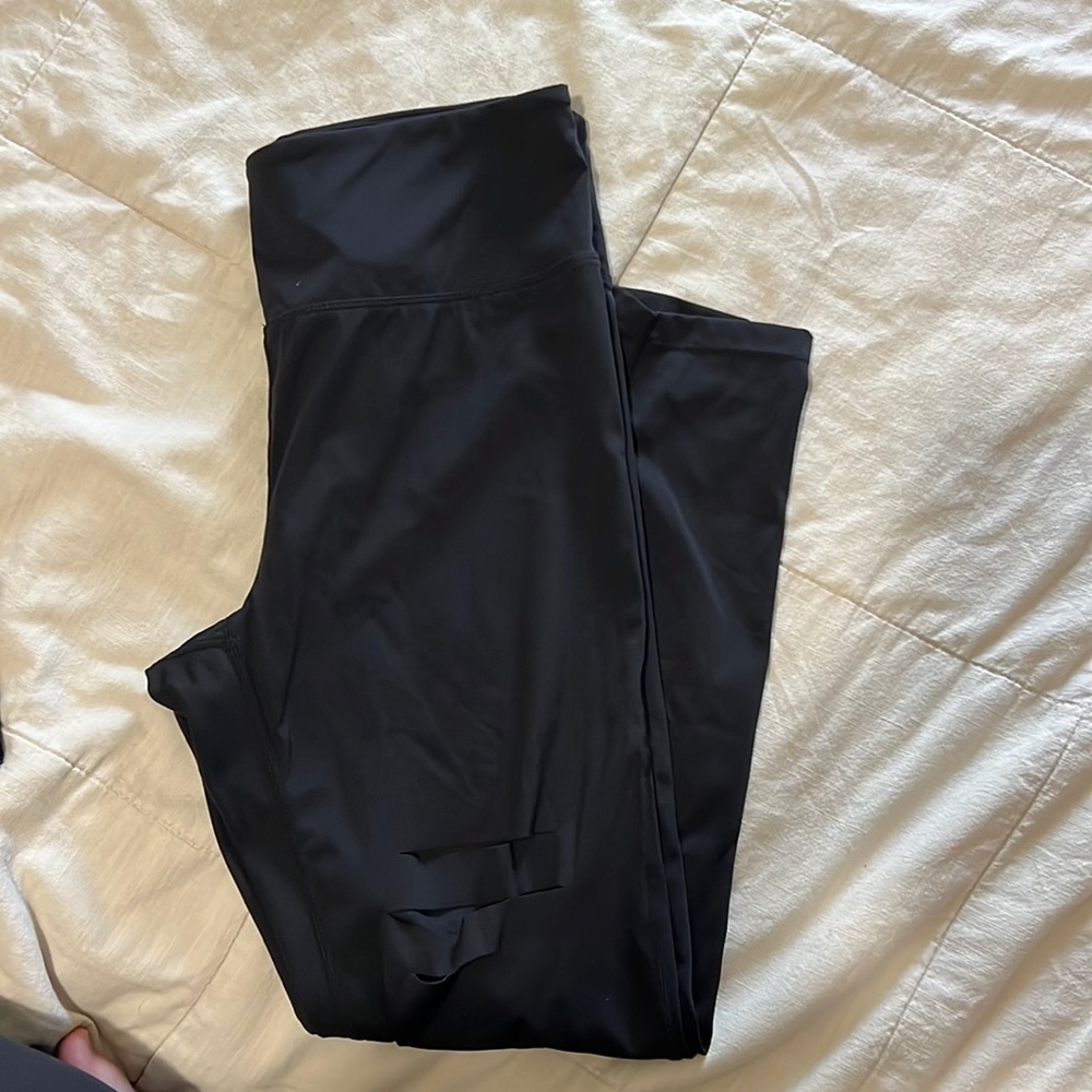 Black slash Zyia leggings size 8-10